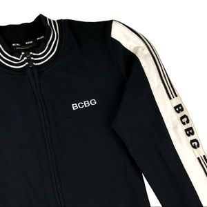 SOLD 🖤BCBG Sweatshirt Jacket Monogram y2k